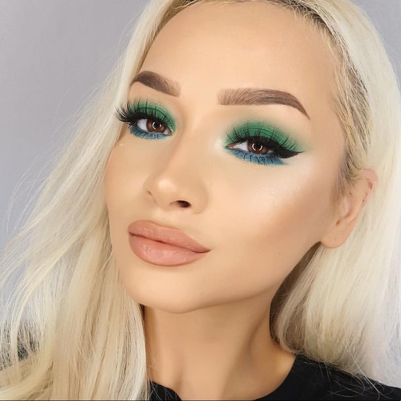 🎁EXTREME BLOWOUT🎁 ‼️LAST ONE‼️🆕✨ Androgyny Palette - Picture 6 of 11